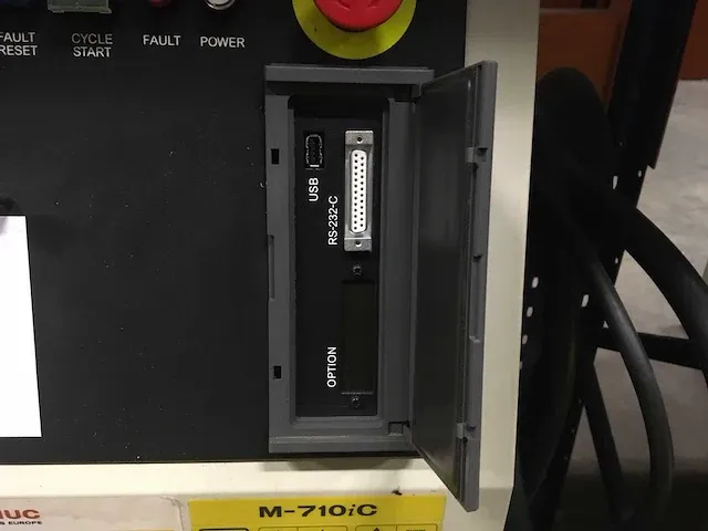 Fanuc m-710ic/70 handling robot - afbeelding 9 van  17