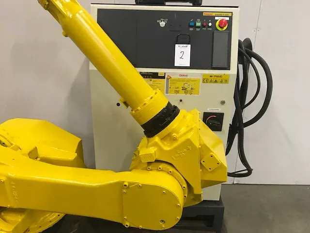 Fanuc m-710ic/70 handling robot - afbeelding 13 van  17