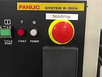 Fanuc m-710ic/70 handling robot - afbeelding 15 van  17