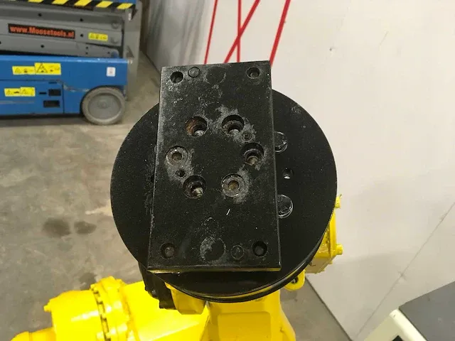Fanuc m-710ic/70 handling robot - afbeelding 9 van  17