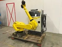 Fanuc m-710ic/70 handling robot