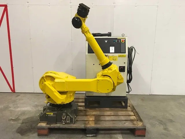 Fanuc m-710ic/70 handling robot - afbeelding 10 van  17