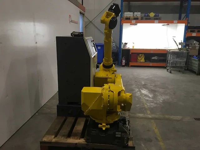 Fanuc m-710ic/70 handling robot - afbeelding 12 van  17