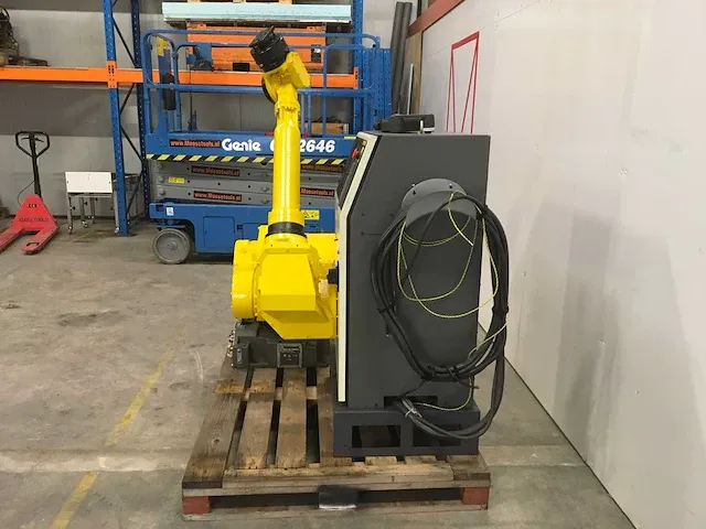 Fanuc m-710ic/70 handling robot - afbeelding 13 van  17