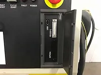 Fanuc m-710ic/70 handling robot - afbeelding 17 van  17