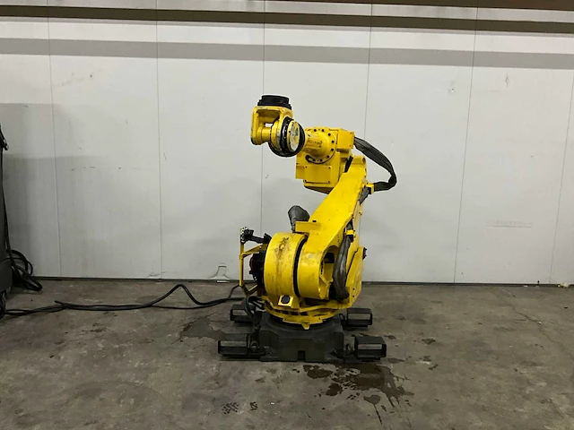 Fanuc r-2000ia 165f handling robot & r-j3ib schakelkast - afbeelding 4 van  6