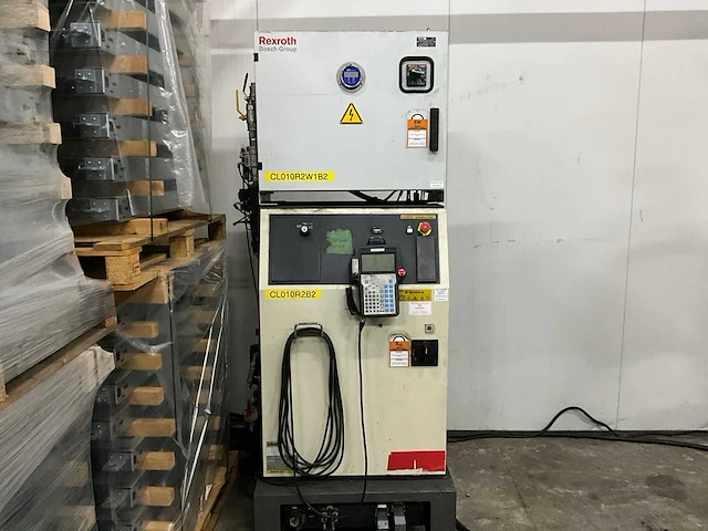 Fanuc r-2000ia 165f lasrobot & r-j3ib schakelkast - afbeelding 2 van  9