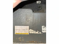 Fanuc r-2000ia 165f lasrobot & r-j3ib schakelkast. - afbeelding 7 van  7