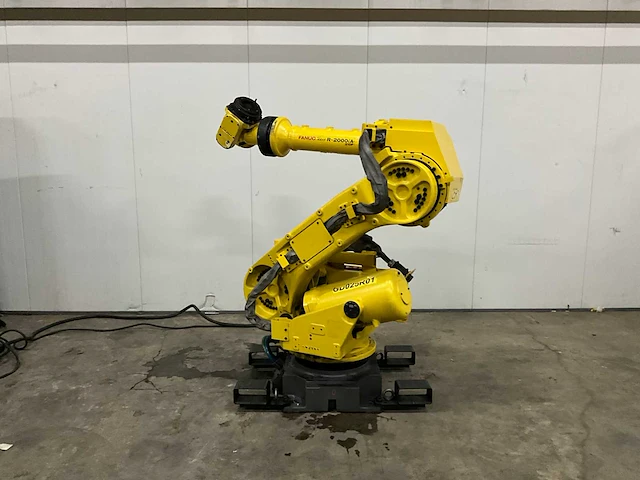 Fanuc r-2000ia 210f handling robot & r-j3ib schakelkast - afbeelding 3 van  6