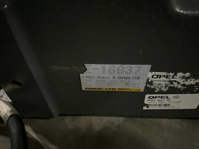 Fanuc r-2000ia 210f handling robot & r-j3ib schakelkast - afbeelding 6 van  6
