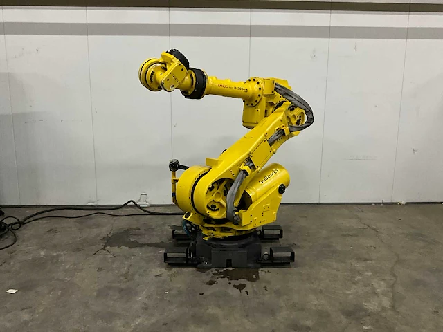 Fanuc r-2000ia 210f handling robot & r-j3ib schakelkast - afbeelding 3 van  6