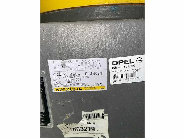 Fanuc s-430i w handling robot & r-j3 schakelkast - afbeelding 6 van  6