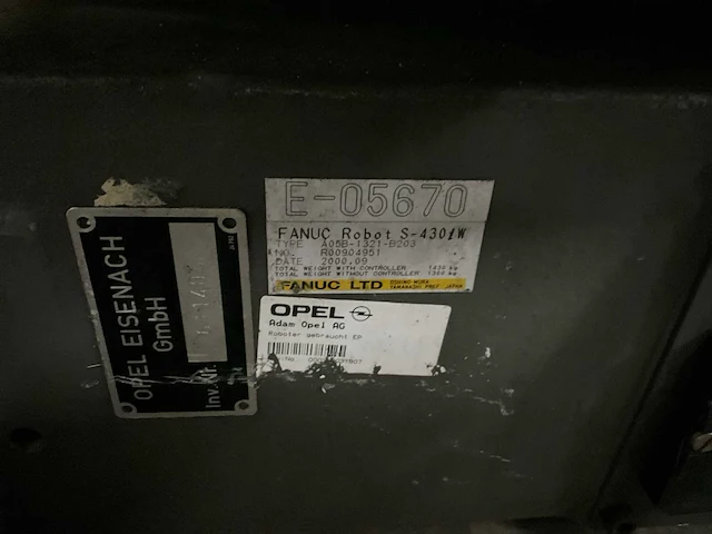 Fanuc s-430i w lasrobot & r-j3ib schakelkast - afbeelding 2 van  7
