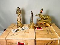 Farao, obelisk en sobek egyptische kunstgouden beelden - afbeelding 1 van  13