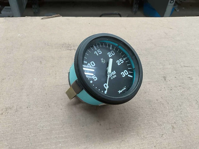 Faria electronic tachometer - afbeelding 1 van  4