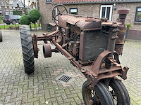 Farmall regular oldtimer tractor - afbeelding 16 van  21