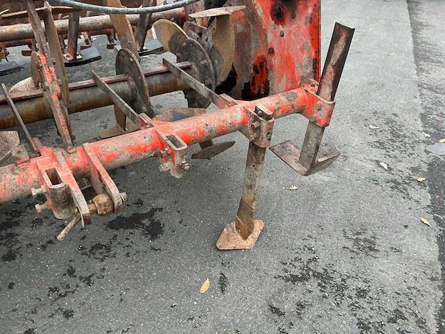 Farmax en kuhn zaai-spit combinatie - afbeelding 13 van  34
