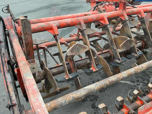 Farmax en kuhn zaai-spit combinatie - afbeelding 18 van  34