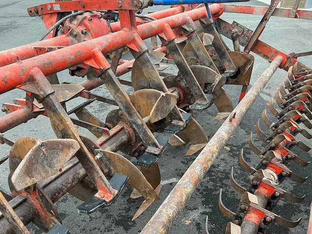 Farmax en kuhn zaai-spit combinatie - afbeelding 19 van  34