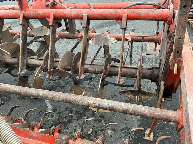 Farmax en kuhn zaai-spit combinatie - afbeelding 20 van  34