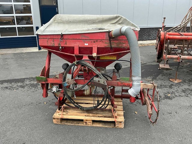 Farmax en kuhn zaai-spit combinatie - afbeelding 12 van  34