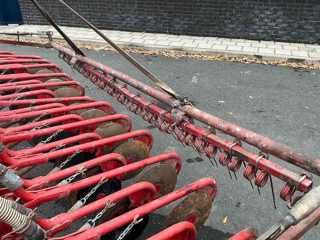 Farmax en kuhn zaai-spit combinatie - afbeelding 28 van  34