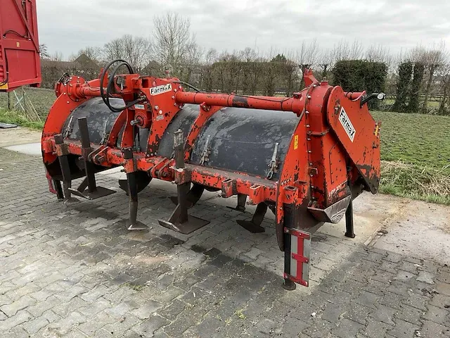 Farmax lrp 300 profi spitmachine - afbeelding 1 van  18