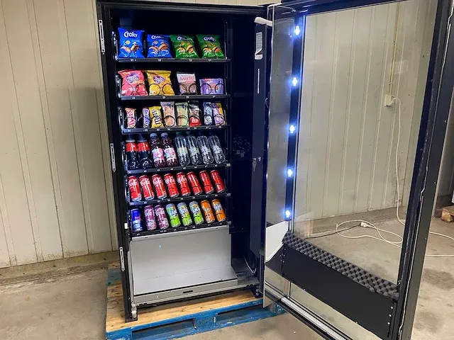 Fas - faster - combi-automaat - vending machine - afbeelding 14 van  16