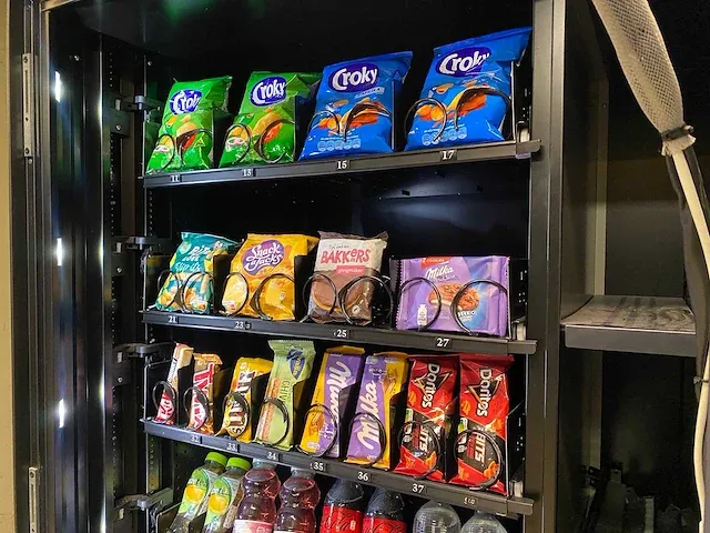 Fas - faster - combi-automaat - vending machine - afbeelding 2 van  16