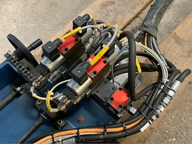 Fast-fix robot internal large diameter pipe coating machine. no-dig system. - afbeelding 5 van  98