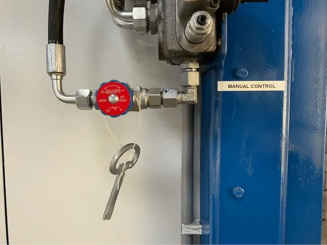 Fast-fix robot internal large diameter pipe coating machine. no-dig system. - afbeelding 28 van  98