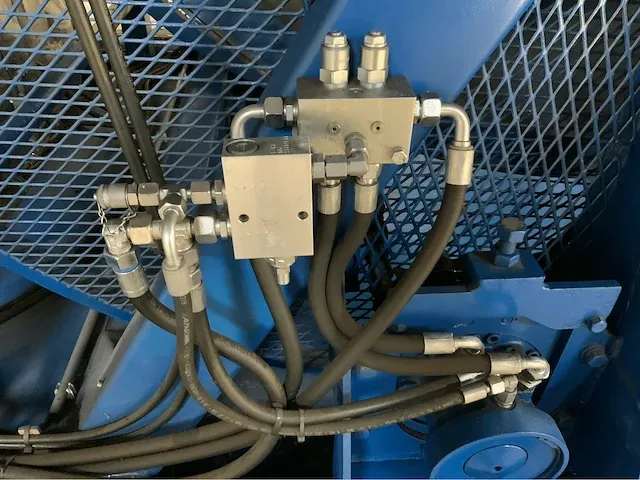 Fast-fix robot internal large diameter pipe coating machine. no-dig system. - afbeelding 54 van  98