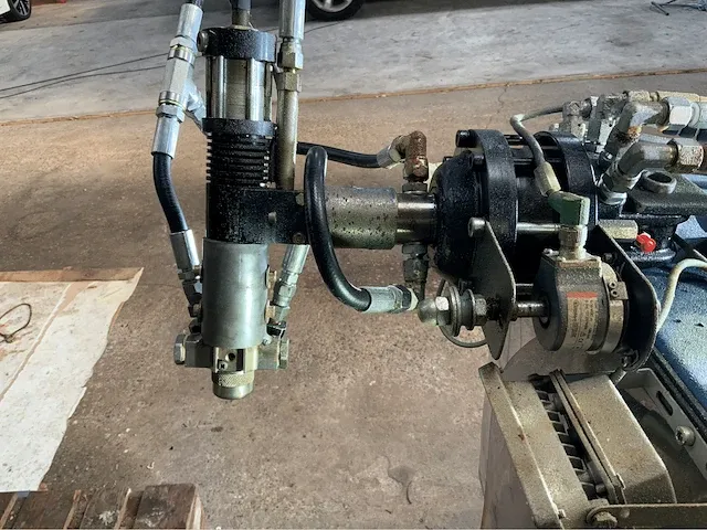 Fast-fix robot internal large diameter pipe coating machine. no-dig system. - afbeelding 55 van  98