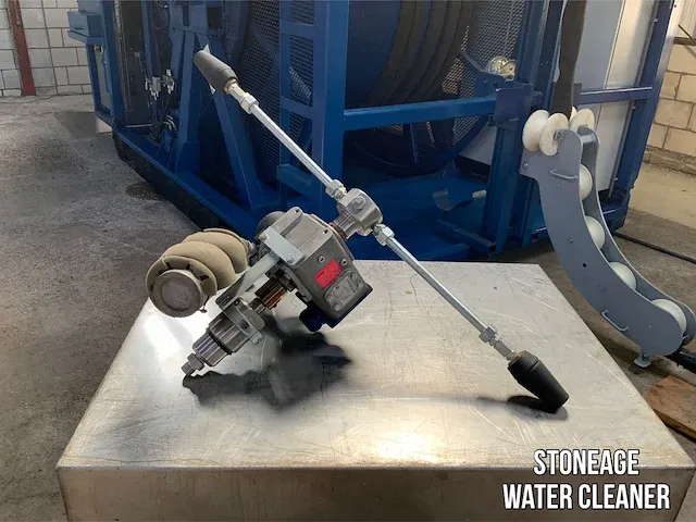 Fast-fix robot internal large diameter pipe coating machine. no-dig system. - afbeelding 79 van  98