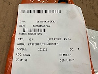 Fastener (135x) - afbeelding 5 van  5