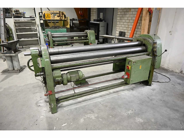 Fasti 2040 x 2 3-rollen plaatwals - afbeelding 2 van  6