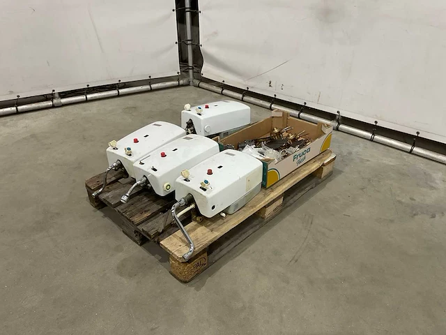 Fasto keuken geiser (4x) - afbeelding 1 van  7
