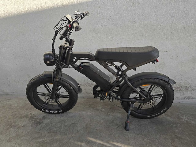 Fatbike - v20 - 0291 - elektrische fiets - afbeelding 1 van  9