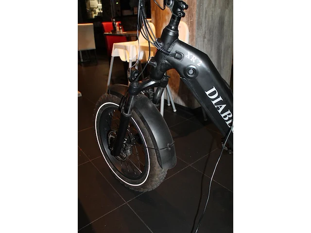 Fatbike diablo xr2 met 20 inch wielmaat, schijfremmen en lader. - afbeelding 5 van  6