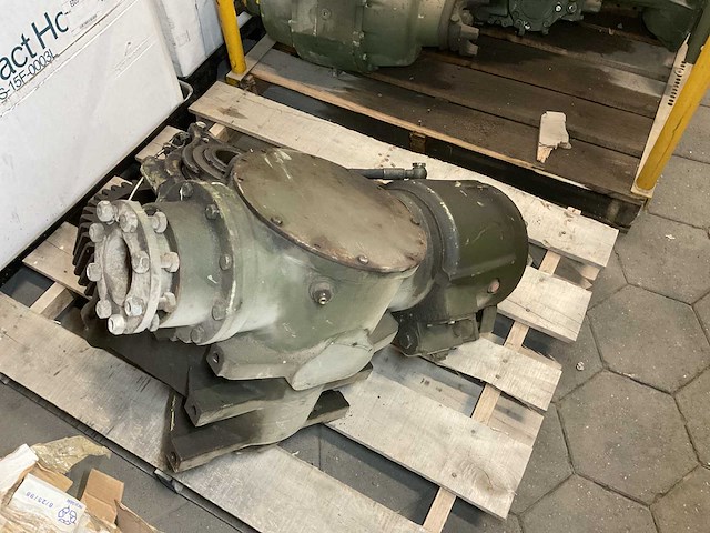 Faun 4545 differencial - afbeelding 1 van  3