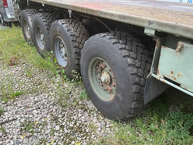 Faun slt50-3 legervrachtwagen combinatie - afbeelding 13 van  15