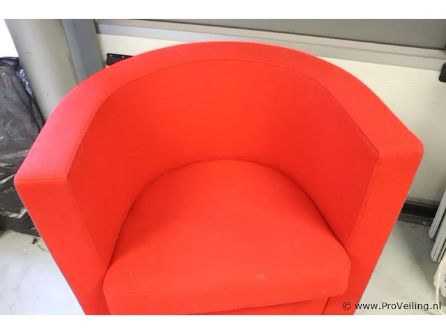 Fauteuil - rood gestoffeerd - afbeelding 2 van  4