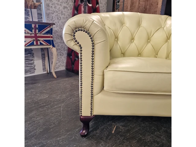 Fauteuil chesterfield, club chair, creme - afbeelding 1 van  5