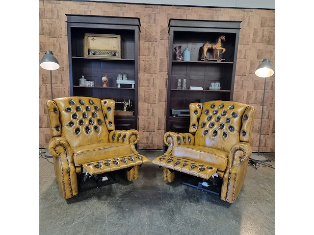 Fauteuil chesterfield, tremblay, geel - afbeelding 1 van  10