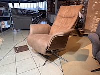 Fauteuil, cognac microvezelstof, manueel verstelbaar, chromen onderstel - afbeelding 1 van  4
