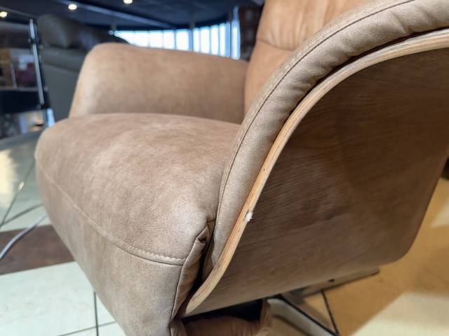 Fauteuil, cognac microvezelstof, manueel verstelbaar, chromen onderstel - afbeelding 3 van  4