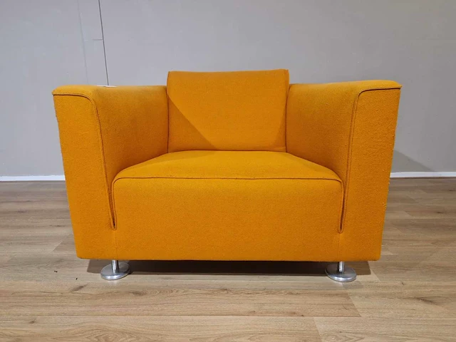 Fauteuil design on stock blizz - afbeelding 1 van  10