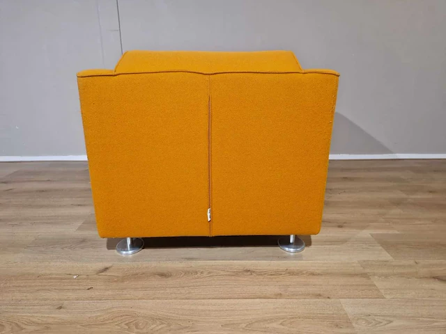 Fauteuil design on stock blizz - afbeelding 10 van  10
