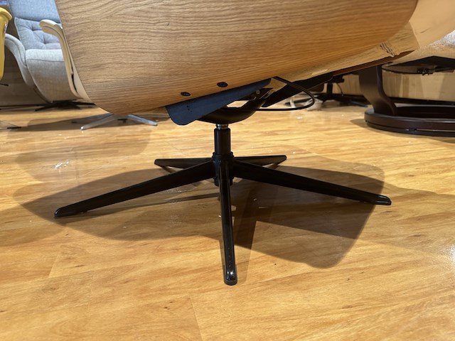 Fauteuil, wit leer, manueel verstelbaar, zwarte poot - afbeelding 5 van  5