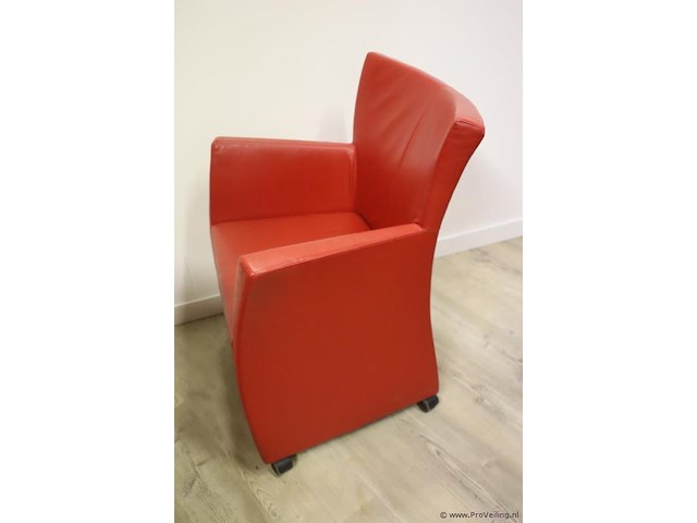 Fauteuils op wielen - rood en zwart (skai) leder gestoffeerd - 6 stuks - afbeelding 7 van  8